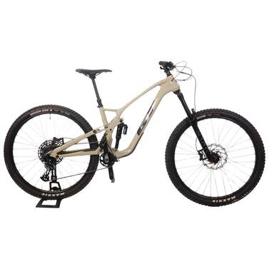 2022 GT Force Carbon Elite