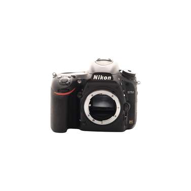 Nikon D750