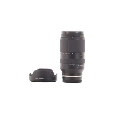 Tamron AF 18-300mm f/3.5-6.3 DiIII-A VC VXD