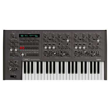 UDO Audio DMNO 8-Voice Polyphonic 2-Part Multitimbral Hybrid Analog Synth